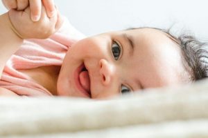 La importancia de la cobertura de seguros para la nutrición especializada en bebés