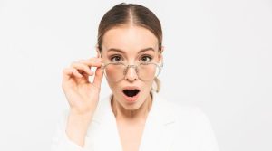 ¿Después de una cirugía ocular volveré a usar gafas?