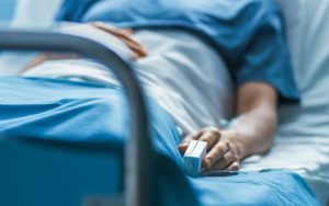 Movilización y cuidados de pacientes encamados