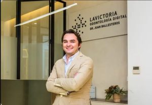 Carga inmediata, regeneración y prevención: las claves del Dr. Ballesteros para evitar el fracaso periimplantario