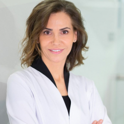 Dra. Cristina Viyuela